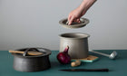 Cooking Pot 210 / Gray Sprinkle
