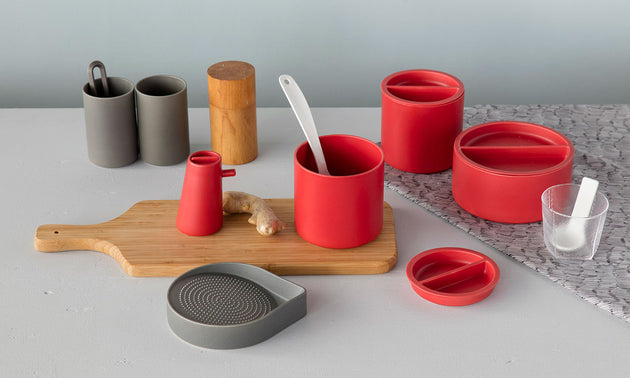 Grater / Red