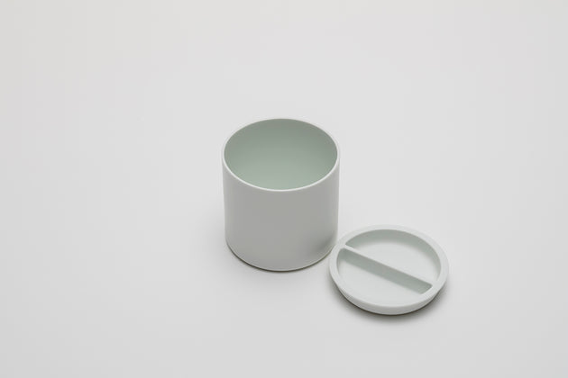 Container S / White