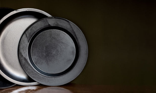 Plate 200 / Black
