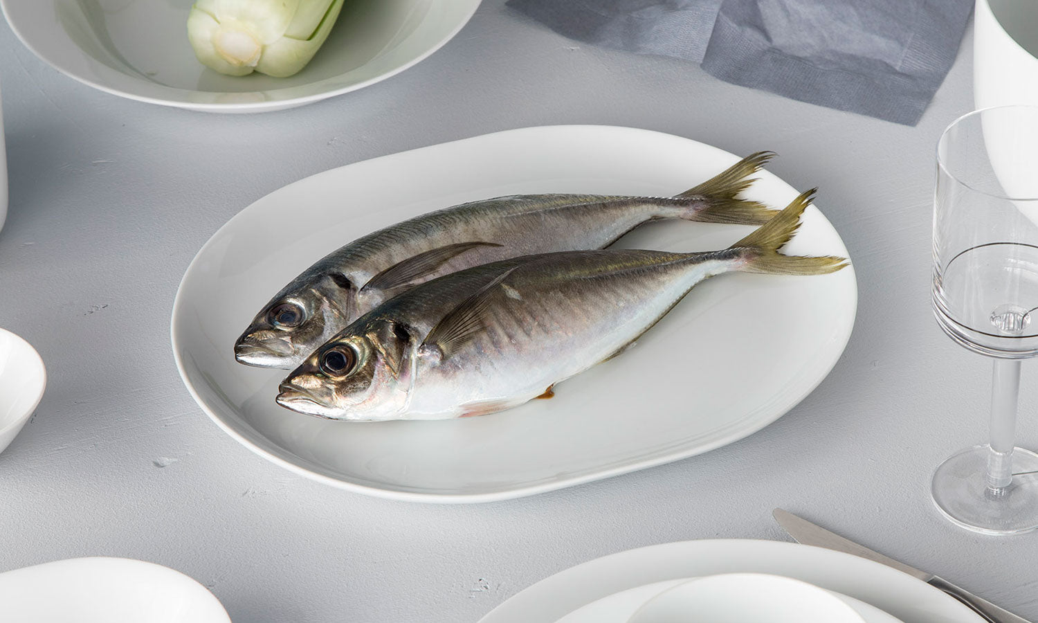 Oval Plate 240 / White – 2016/