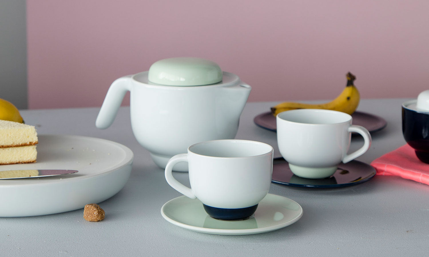 Tea Pot / White – 2016/