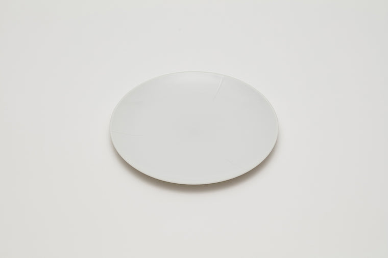 Plate 210 / White