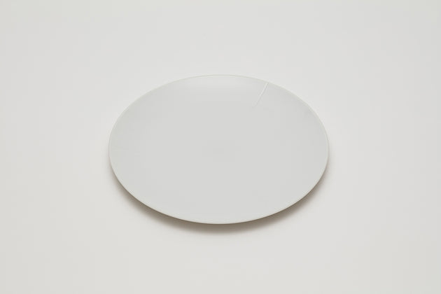 Plate 240 / White