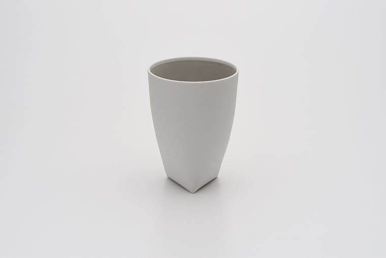 Flower Vase / Gray