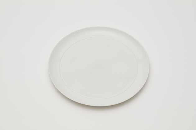 Plate 220 / White