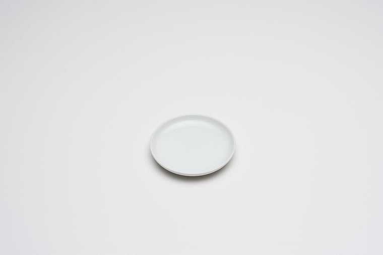 Plate 90 / White