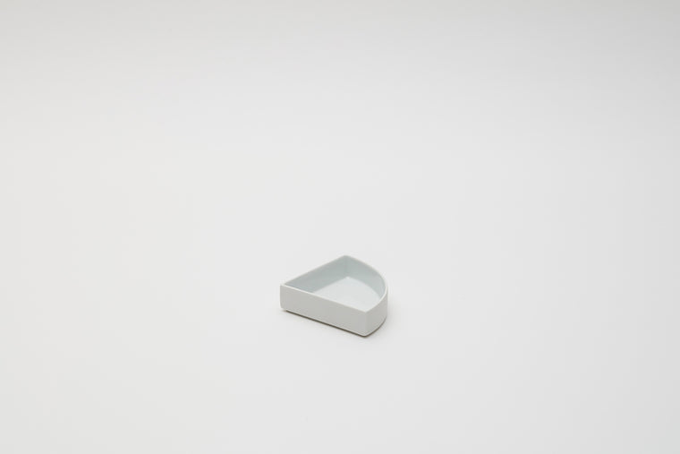 Quarter Deep Plate 100 / White